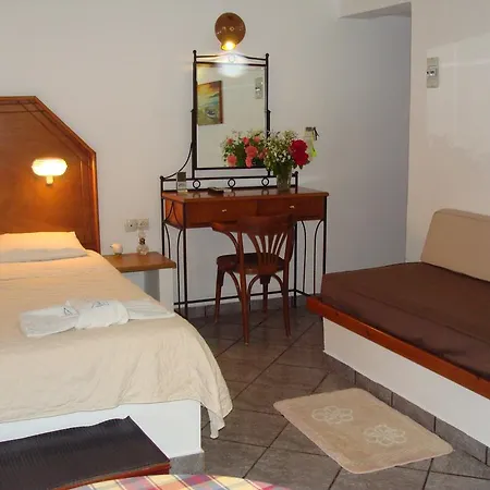 Akrogiali & Appart hôtel Antiparos Town